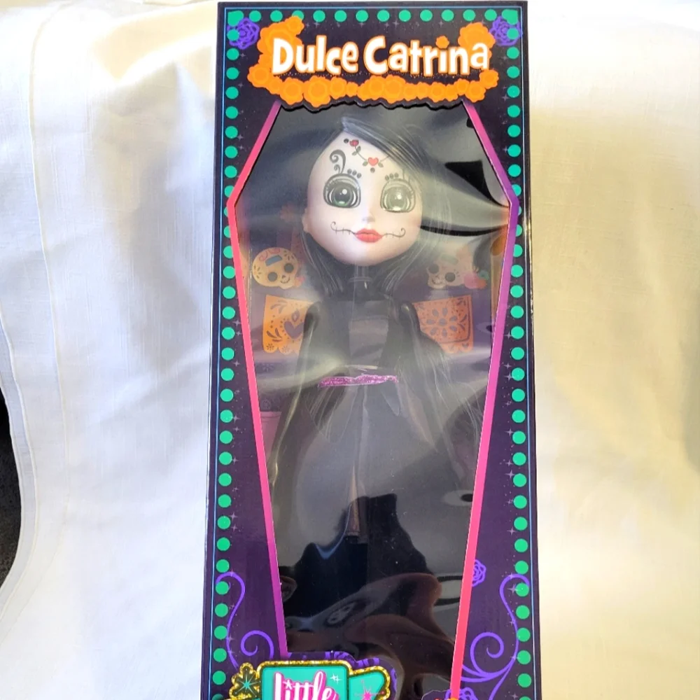 New Dulce Catrina Doll. Beautiful Dia De Los Muertos Doll in Cute Decorated Box